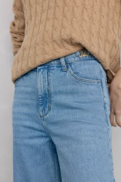 Calça jeans larga