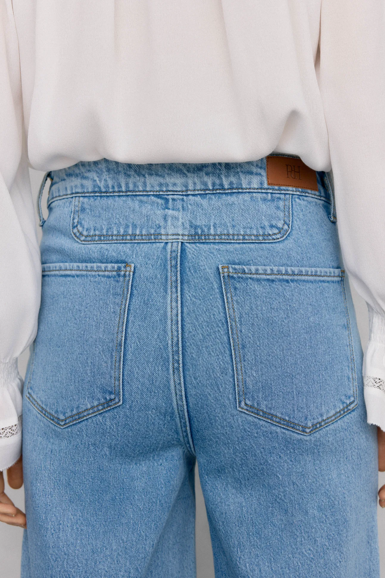 Calça jeans larga