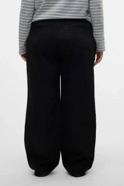 Calça jeans larga tamanho grande