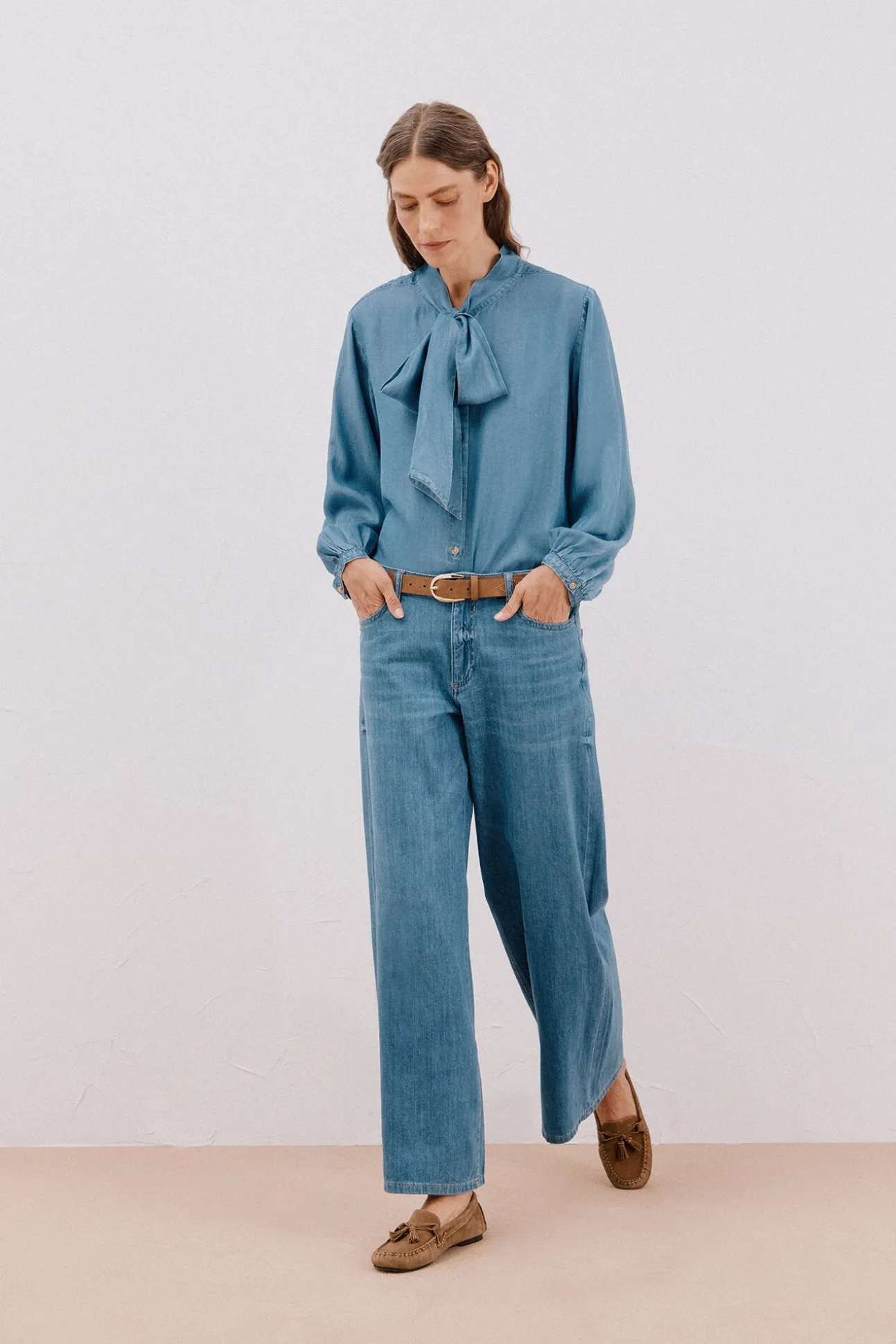 Calça jeans palazzo longa