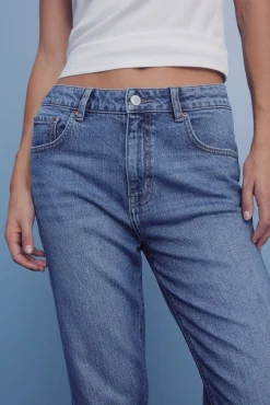 Calça jeans reta