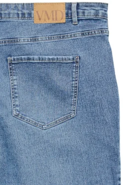 Calça jeans reta plus size
