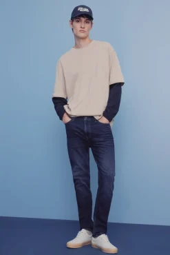 Calça jeans skinny com lavagem escura