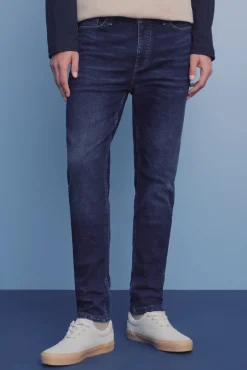 Calça jeans skinny com lavagem escura