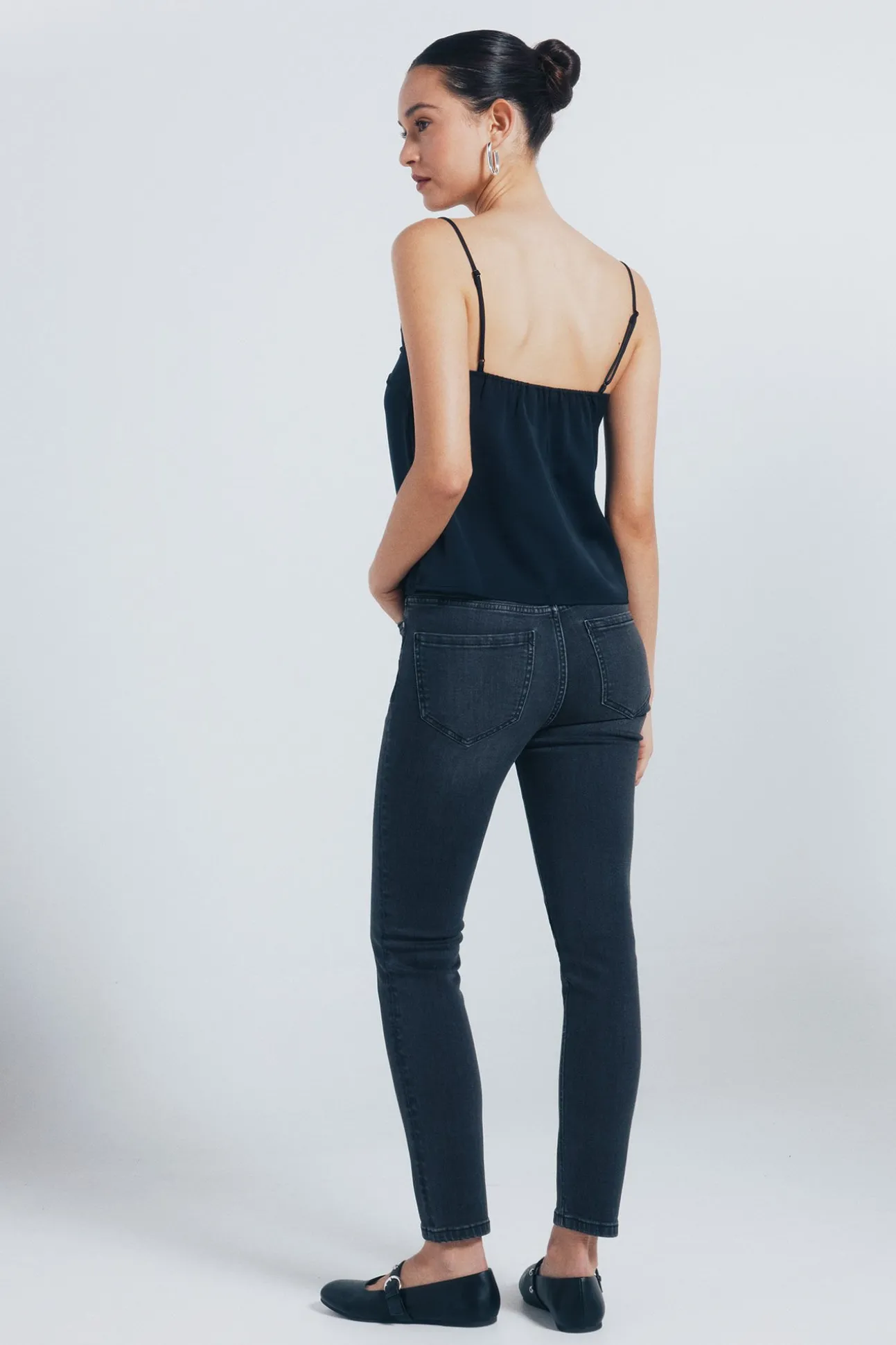 Calça jeans slim cropped