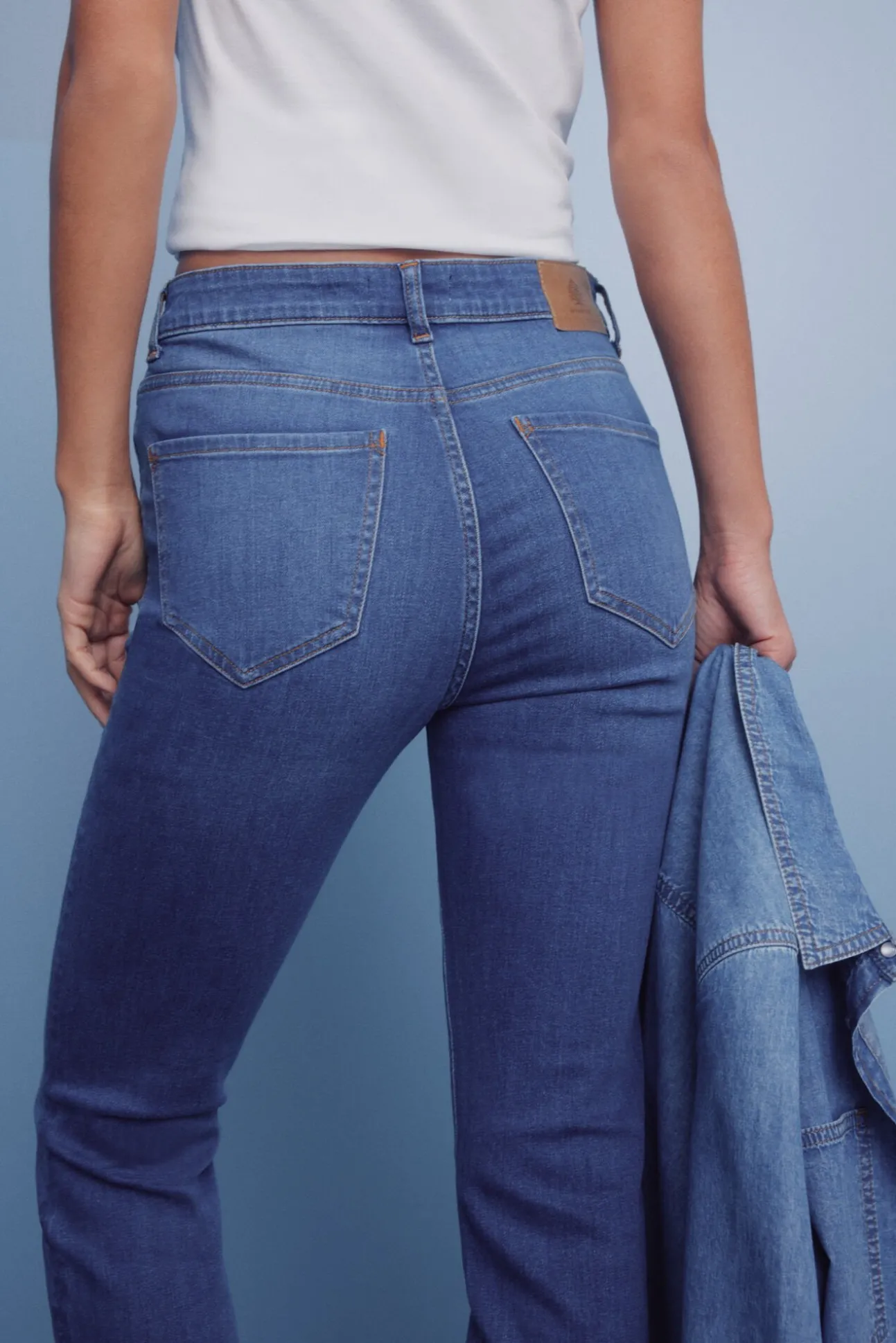 Calça jeans slim cropped