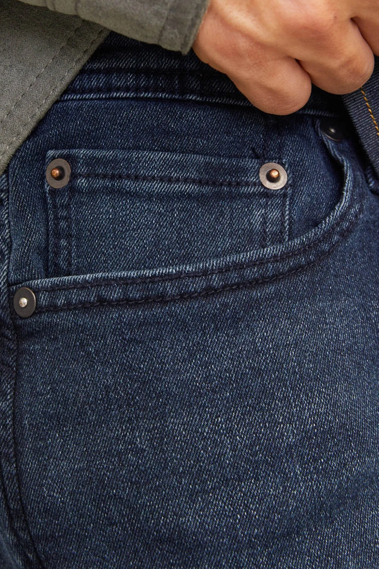 Calça jeans slim fit