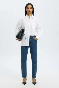 Calça jeans Slim Fit.