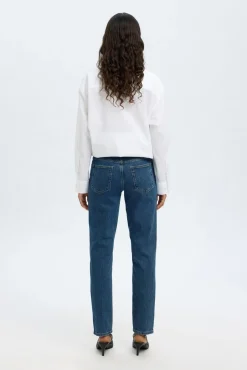 Calça jeans Slim Fit.