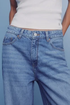 Calça jeans super larga