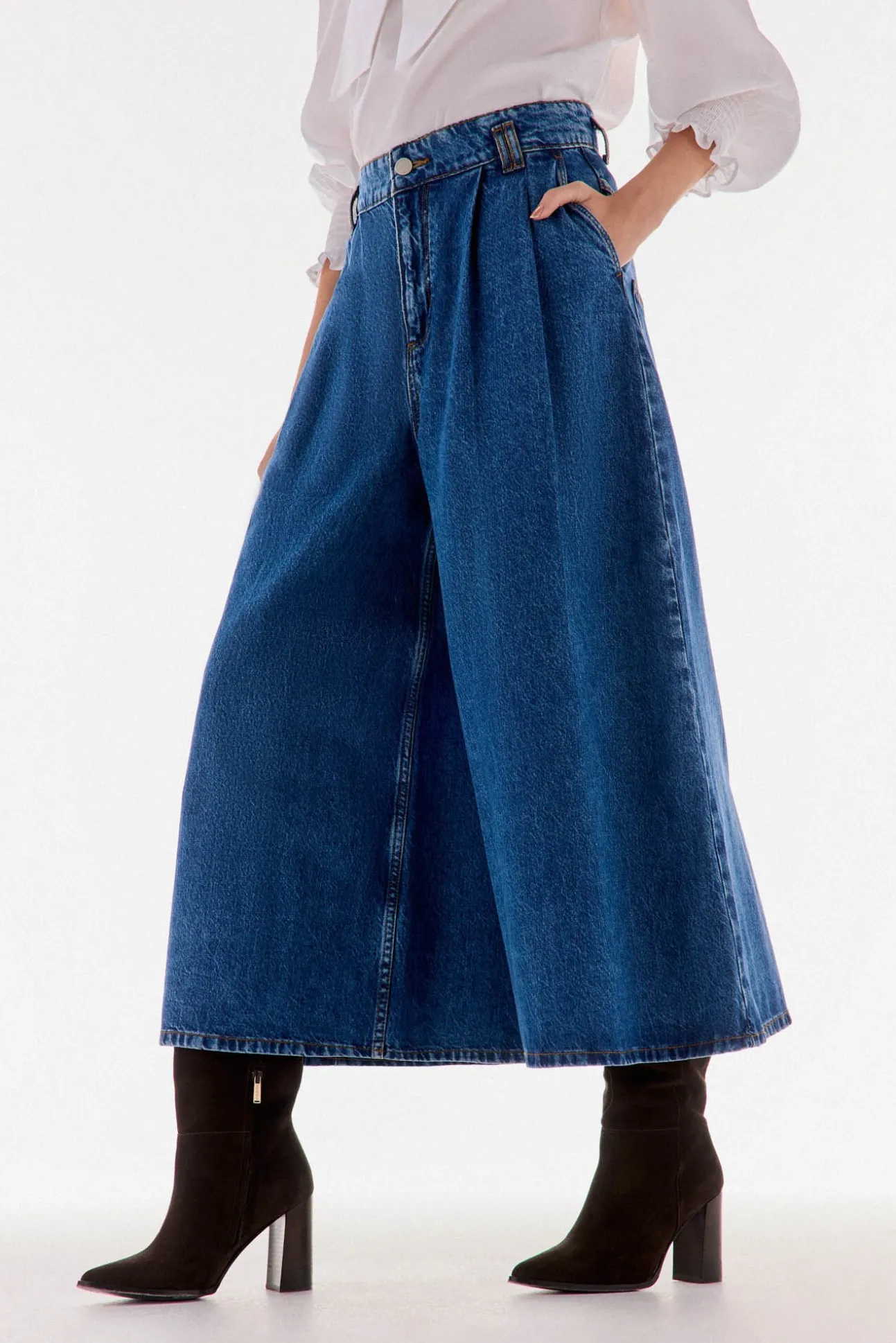 Calça jeans super larga