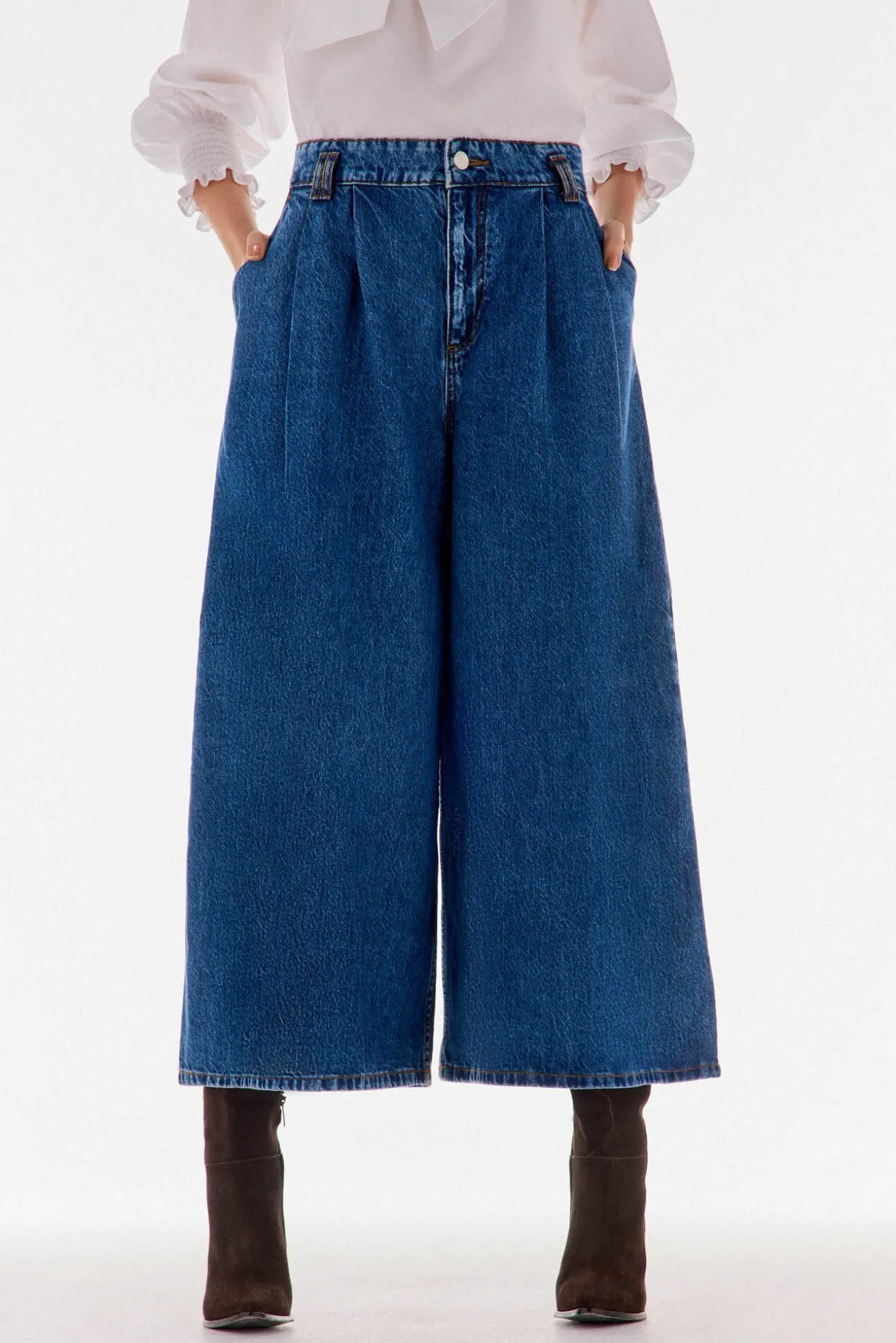 Calça jeans super larga