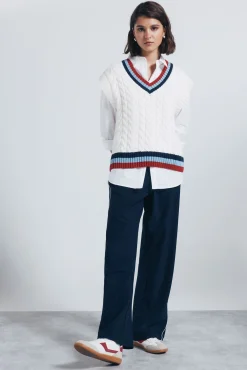 Calça jogger riscas lateralmente