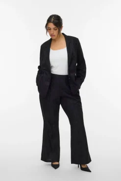 Calça plus size de renda renda