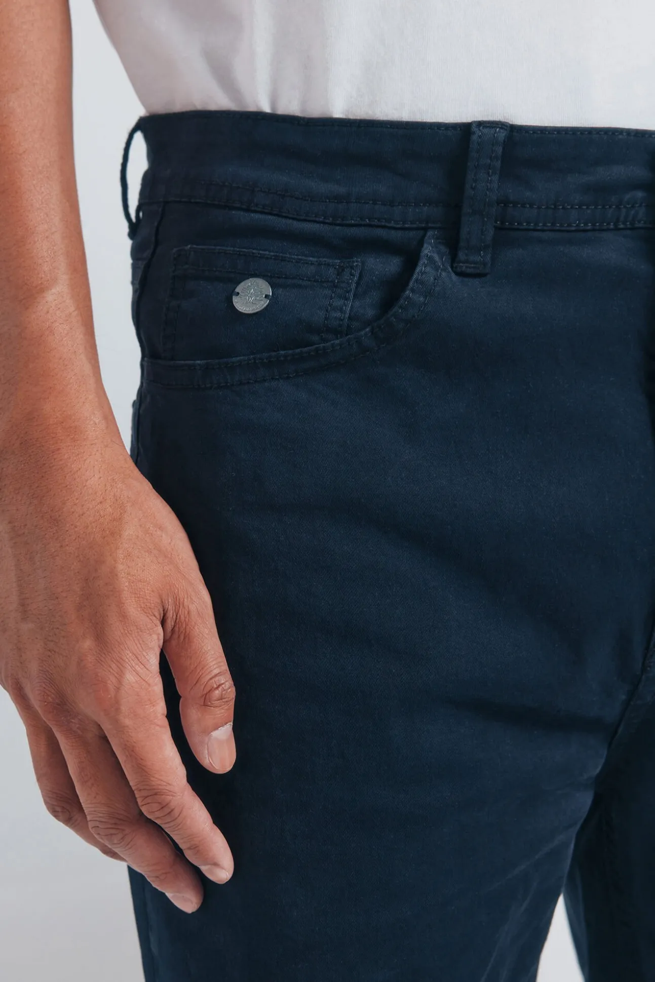 Calça slim fit com 5 calça