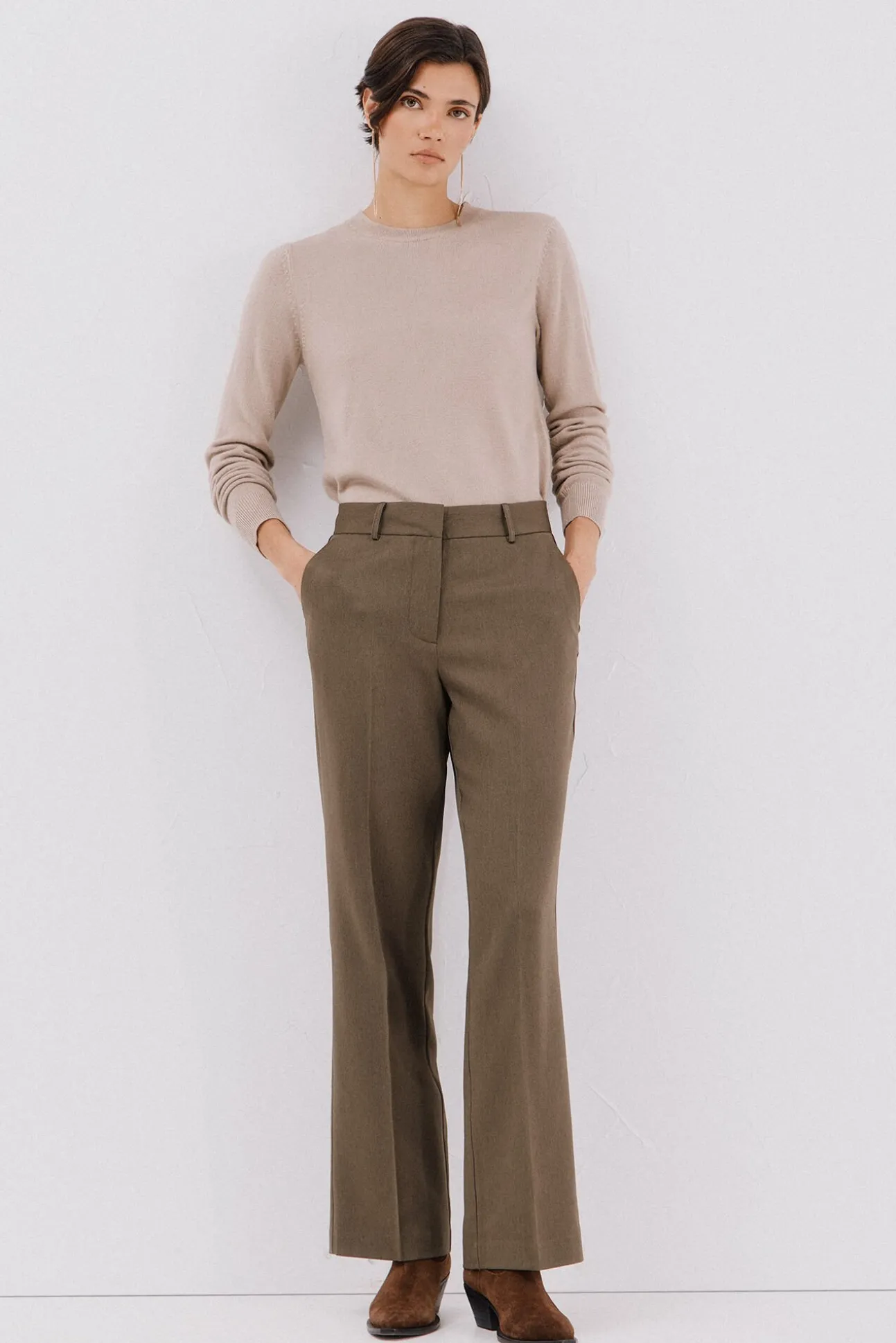 Calça social flare