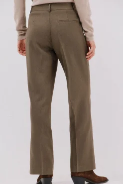 Calça social flare