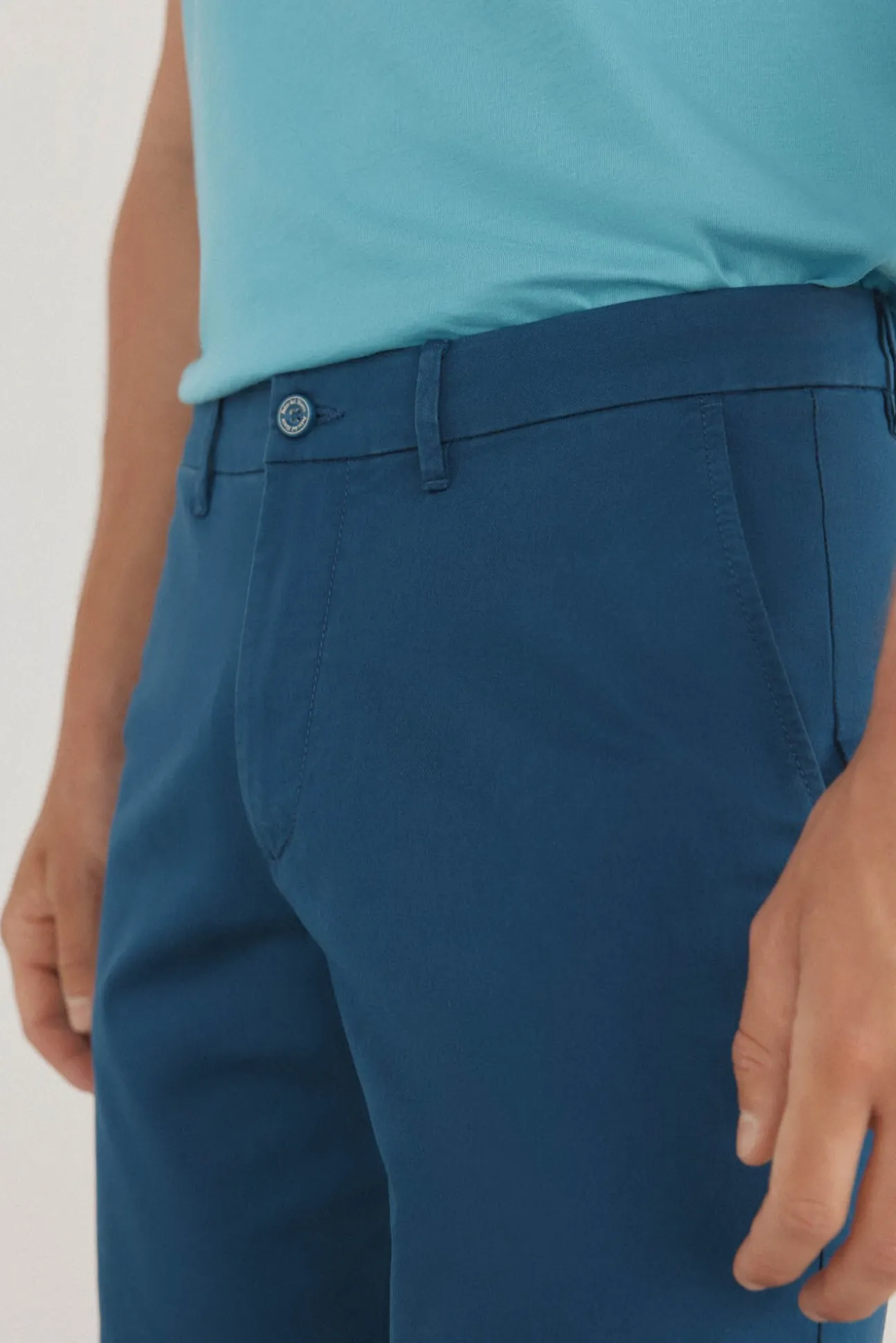 Calças bermuda chino premium flex