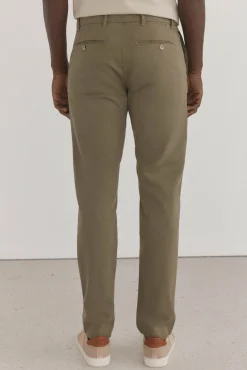 Calças calças chino leves e slim fit premium