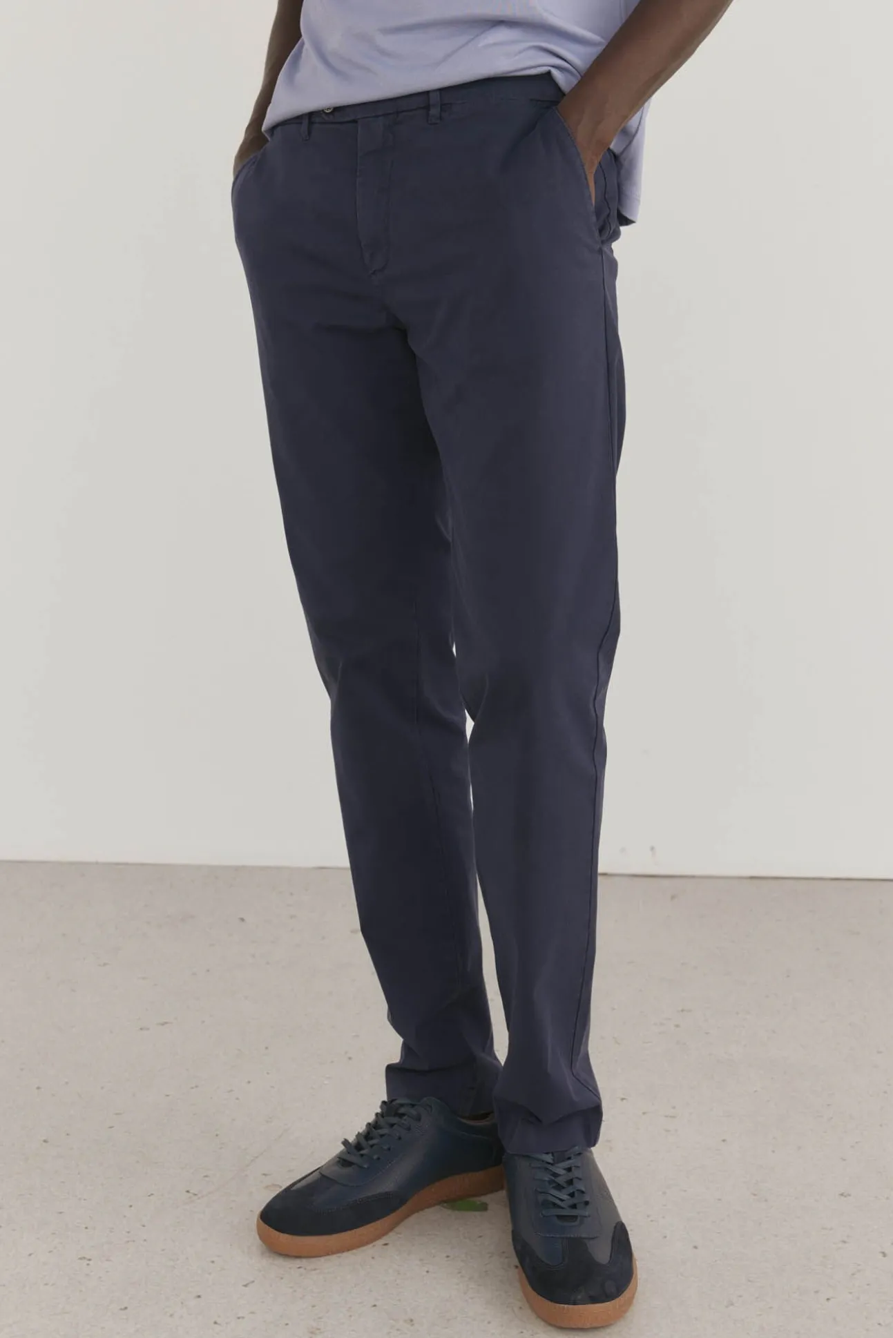 Calças calças chino leves e slim fit premium