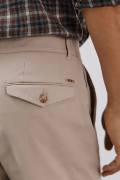Calças chino comfort regular fit