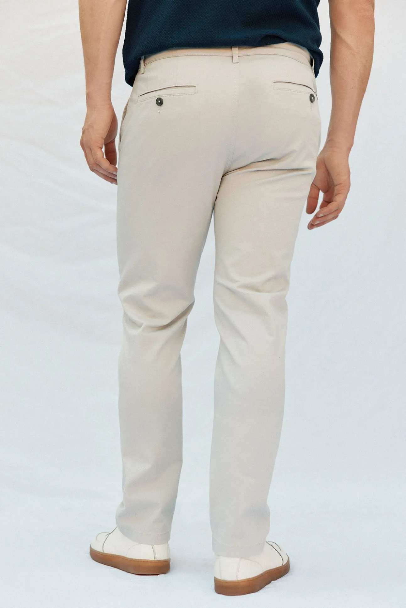 Calças chino leves regular fit