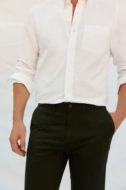 Calças chino leves regular fit