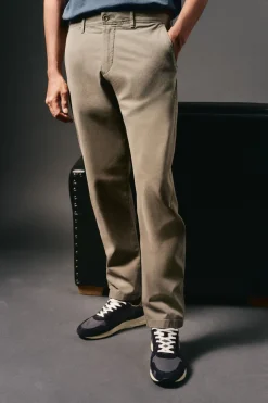 Calças chino slim
