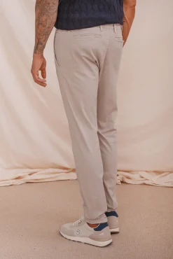 Calças Chino Slim