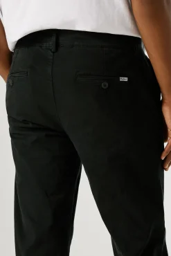 Calças chino slim