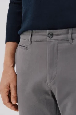 Calças chino slim fit