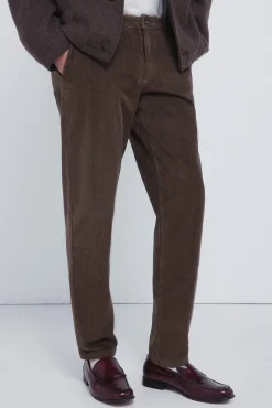 Calças chino slim fit confortável de veludo cotelê lavado