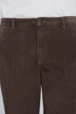 Calças chino slim fit confortável de veludo cotelê lavado