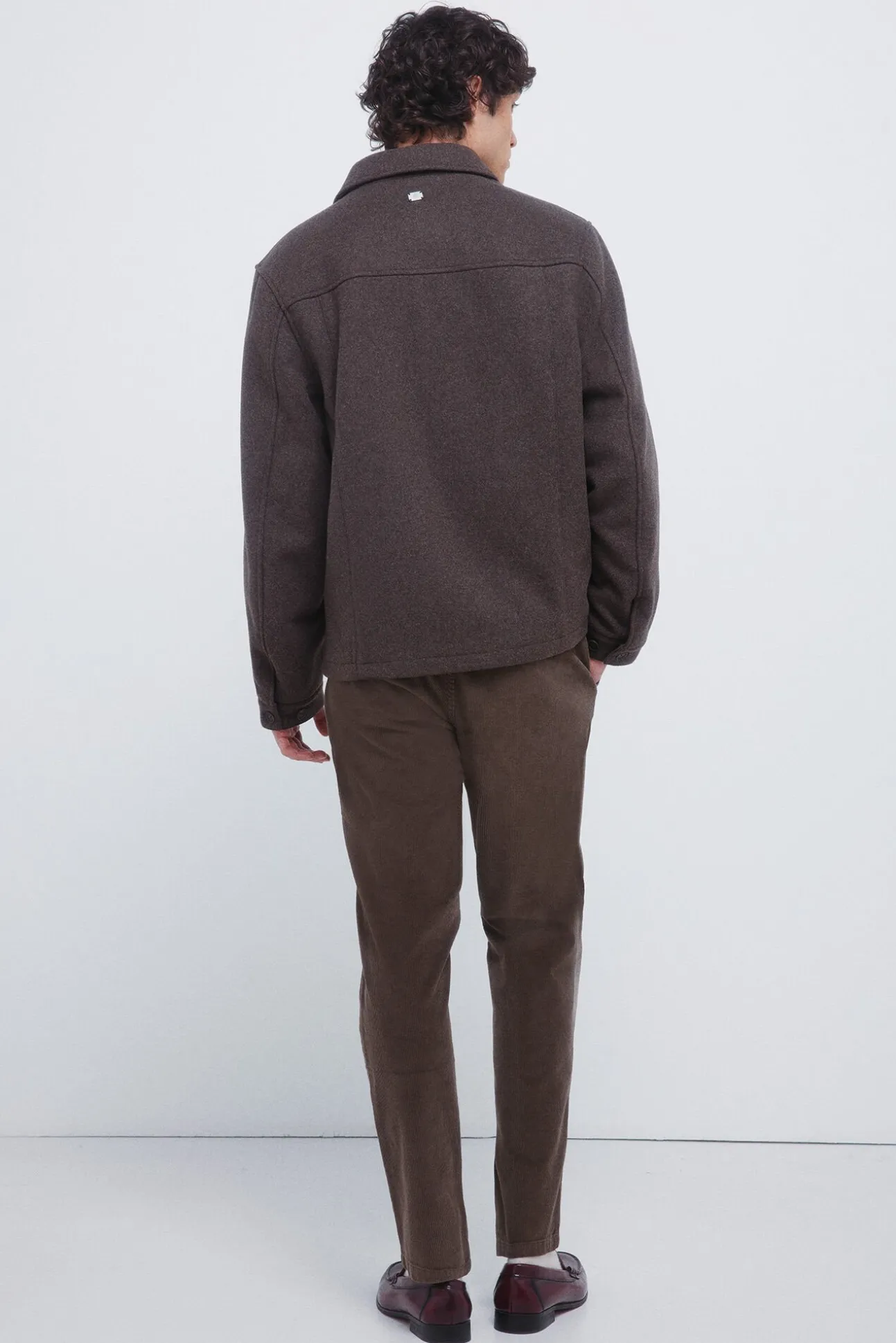 Calças chino slim fit confortável de veludo cotelê lavado