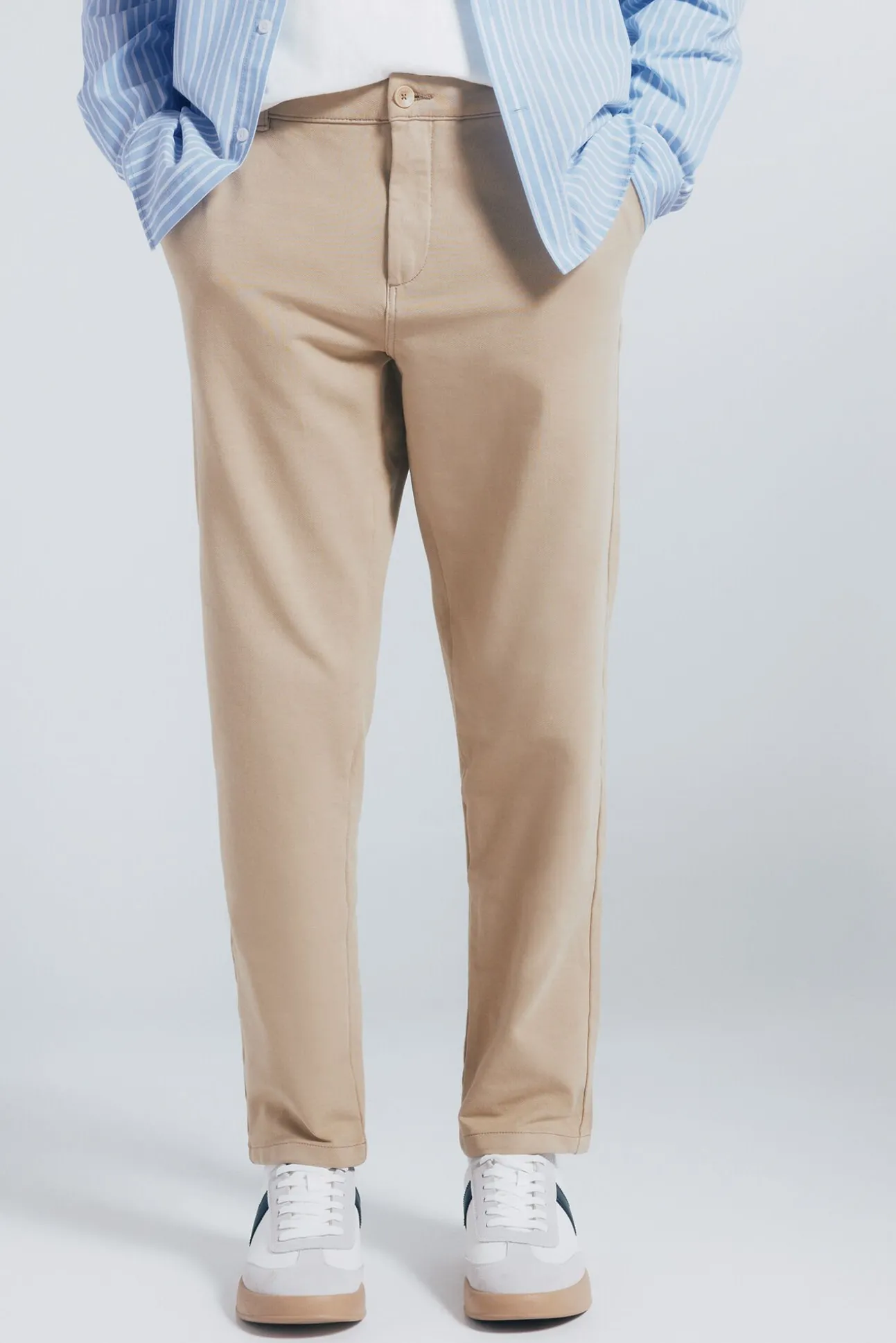calças chino slim fit confortáveis