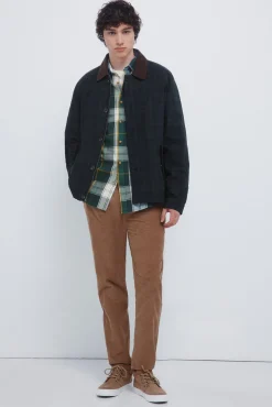 Calças chino slim fit de veludo cotelê micro