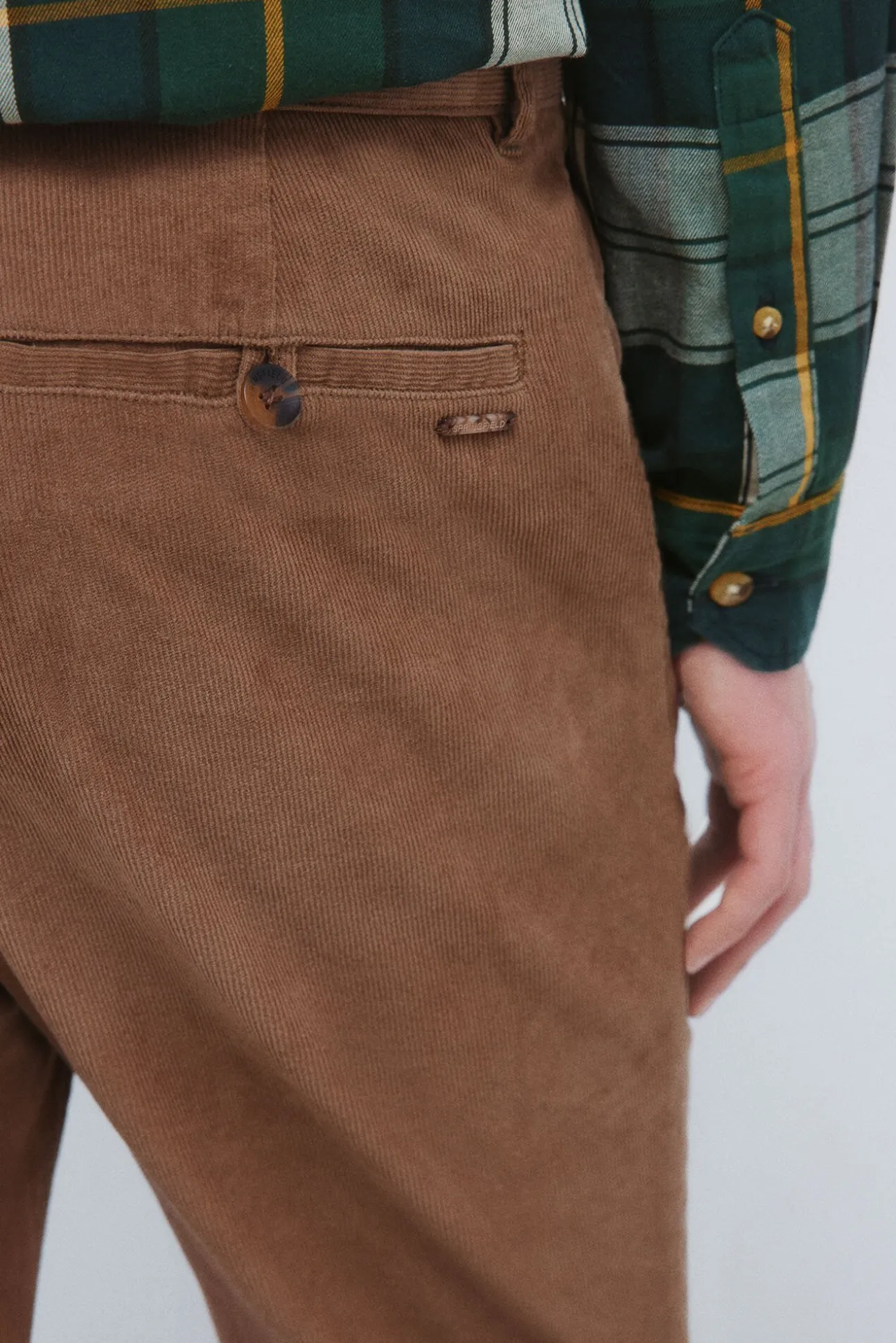 Calças chino slim fit de veludo cotelê micro
