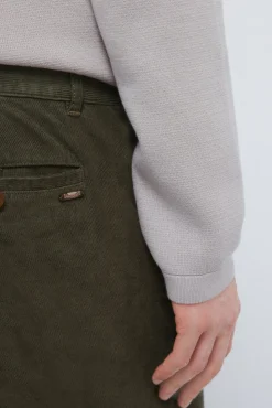 Calças chino slim fit de veludo cotelê micro