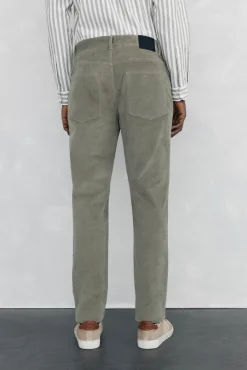 Calças de veludo slim fit com 5 bolsos
