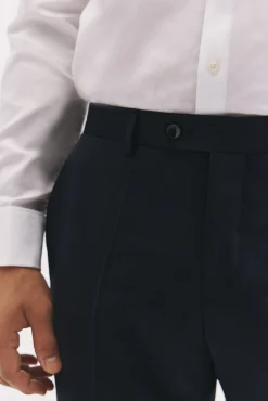 Calças marinhas slim fit