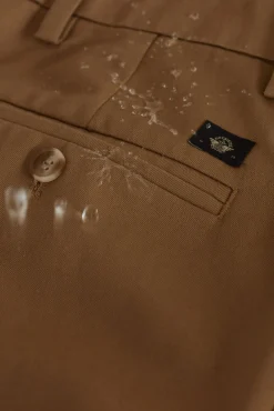 Calças slim fit