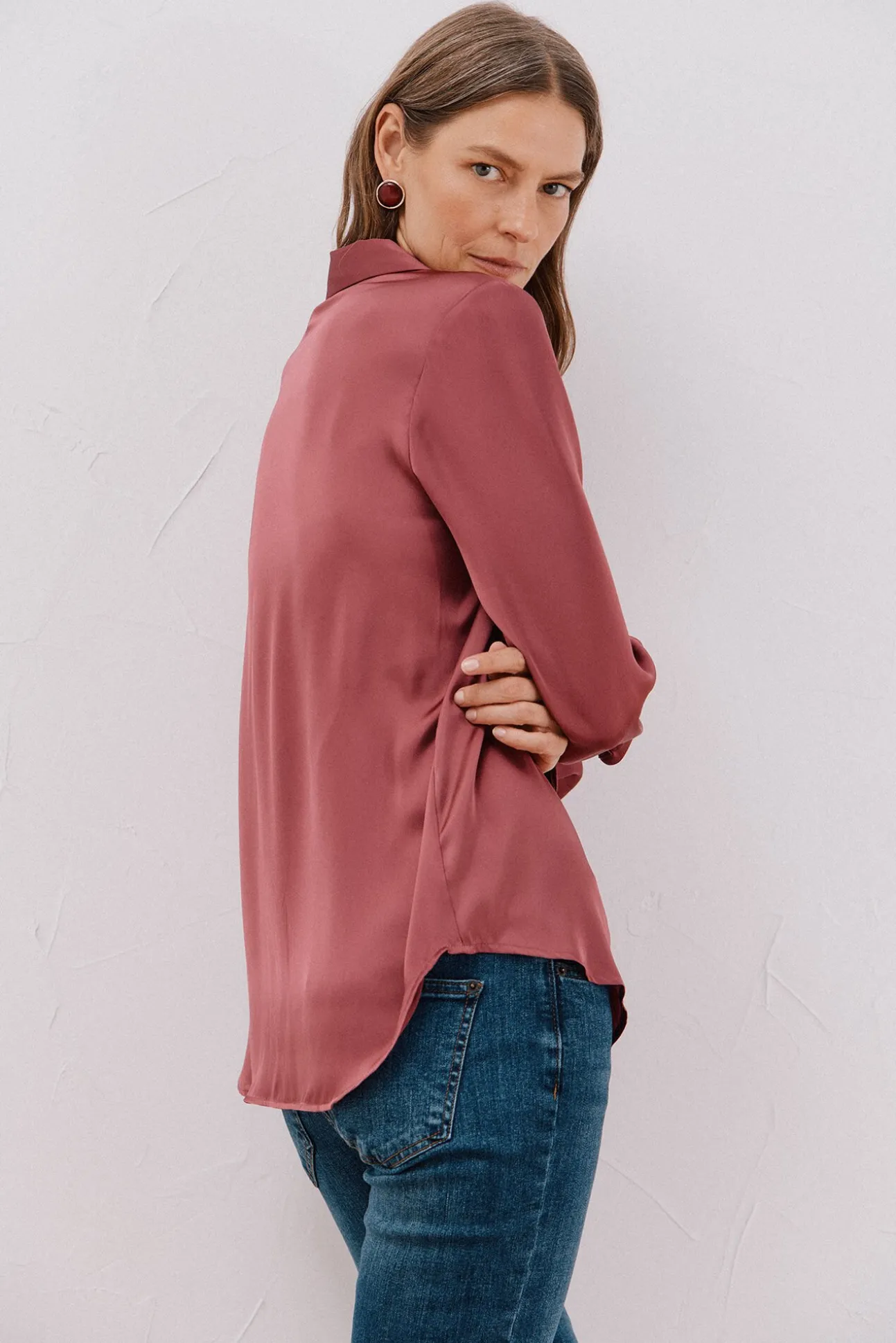 Camisa acetinada
