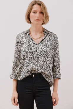 Camisa acetinada