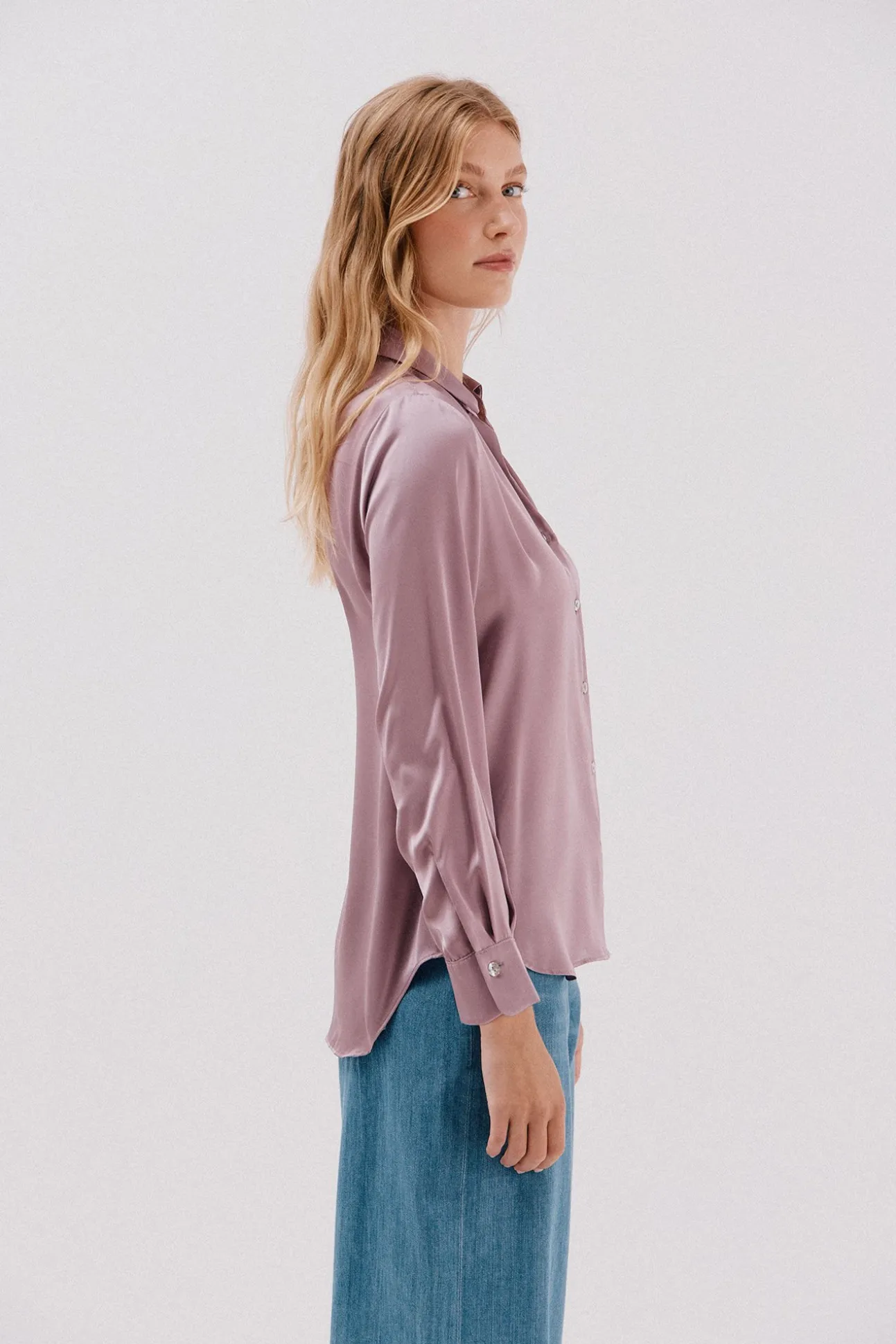 Camisa acetinada