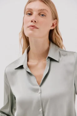 Camisa acetinada