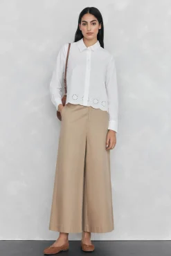 Camisa bordada lisa