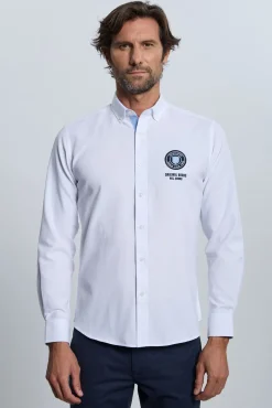 Camisa branca bordada