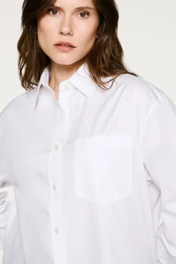 Camisa com caimento relaxado