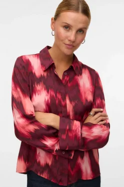 Camisa com efeito acetinado