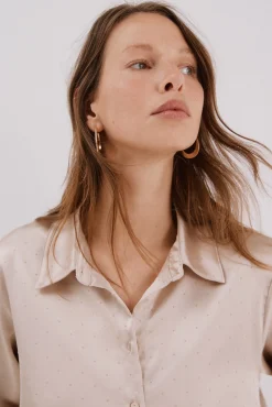 Camisa de cetim brilhante